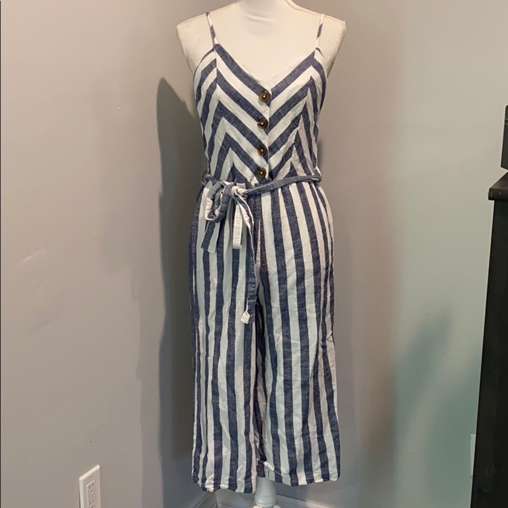 ▪️STRIPED JUMPSUIT